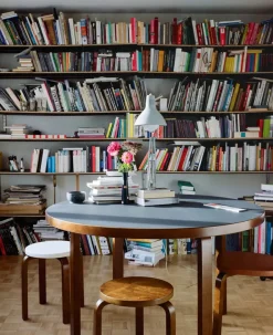 Artek Skamler<Stool 60, walnut stained fra