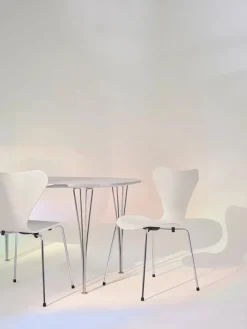 Fritz Hansen Spisebordsstole<70th Anniversary Edition 3107 Spisebordsstol, 7:14 AM Blue af Arne Jacobsen