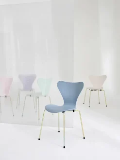 Fritz Hansen Spisebordsstole<70th Anniversary Edition 3107 Spisebordsstol, 7:14 AM Pink af Arne Jacobsen