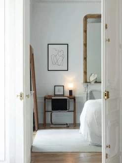 Louise Roe Spots<The Eight Over Eight Lamp Small, beige travertine fra