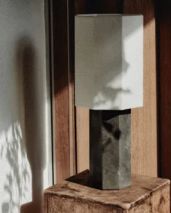 Louise Roe Spots<The Eight Over Eight Lamp Small, beige travertine fra