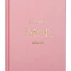 New Mags Gaver Til Hende|Bøger<The Essence of Dior fra
