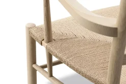 Fredericia Furniture Spisebordsstole<The Klint Armchair, sæbebehandlet eg fra