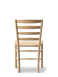 Fredericia Furniture Spisebordsstole<The Klint Chair, sæbebehandlet eg fra