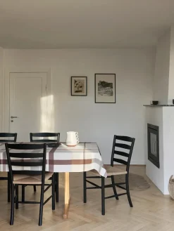 Fredericia Furniture Spisebordsstole<The Klint Chair, sortlakeret eg fra