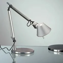 Artemide Spots<Tolomeo Micro bordlampe med base fra