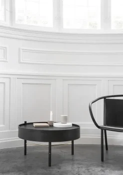 Audo Copenhagen Sofaborde<Turning Table, black ash fra