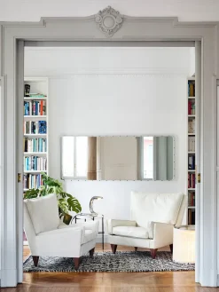 GUBI Lænestole<V11 Lounge Chair, smooth leather cream fra