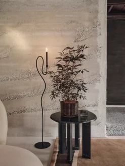 Ferm Living Lysestager<Valse Floor Candle Holder fra