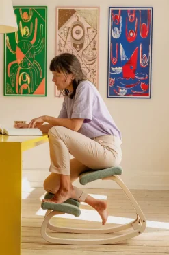 Variér Skamler<Variable balans stol, dark brown wood/revive 194 fra