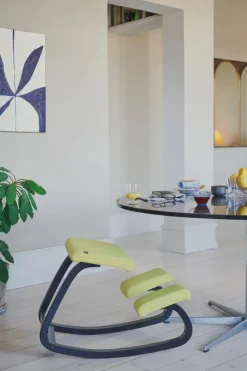 Variér Skamler<Variable Stol, light brown/vidar fra Varier Furniture