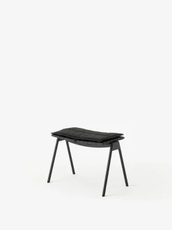 &Tradition Havehynder|Fodskamler<Ville Hynde til AV46 Fodskammel fra