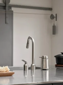 Vipp Sæbedispensere<9 Sæbedispenser, Stainless Steel fra