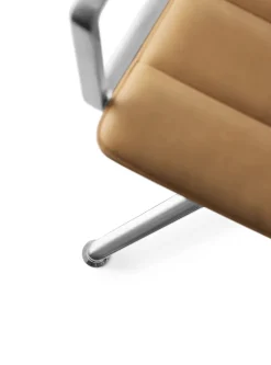 Vipp Spisebordsstole<452 Swivel Chair, dark sand fra