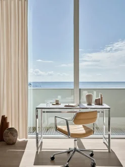 Vipp Kontorstole<453 Swivel+ Chair m/hjul, dark sand tekstil fra