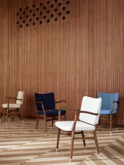 Carl Hansen & Søn Spisebordsstole<VLA61 Monarch Chair af Vilhelm Lauritzen
