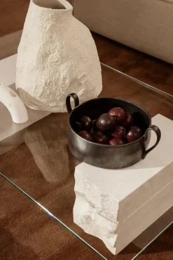 Ferm Living Vaser<Vulca Medium vase, Off-white Stone fra