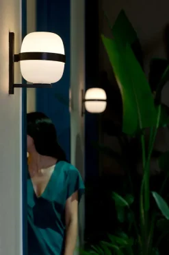 Santa & Cole Væglamper|Spots<Wally Cesta Væglampe fra Santa and Cole