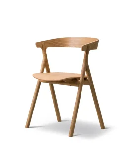 Fredericia Furniture Spisebordsstole<Yksi Spisebordsstol, lakeret eg fra