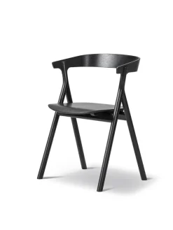 Fredericia Furniture Spisebordsstole<Yksi Spisebordsstol, sortlakeret eg fra