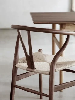 Carl Hansen & Søn Spisebordsstole<Y-stol CH24, Eg røget olie af Hans J. Wegner