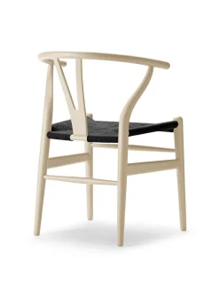 Carl Hansen & Søn Spisebordsstole<Y-stol CH24 Soft Barley med sort flet af Hans J. Wegner