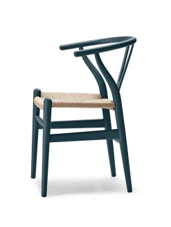 Carl Hansen & Søn Spisebordsstole<Y-stol CH24 Soft Blue af Hans J. Wegner