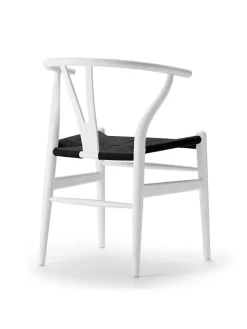 Carl Hansen & Søn Spisebordsstole<Y-stol CH24 Soft Natural White med sort flet af Hans J. Wegner