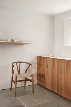 Carl Hansen & Søn Spisebordsstole<Y-stol CH24, Valnød olie af Hans J. Wegner