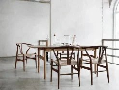 Carl Hansen & Søn Spisebordsstole<Y-stol CH24, Valnød olie af Hans J. Wegner
