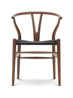 Carl Hansen & Søn Spisebordsstole<Y-stol CH24, Valnød olie med sort flet af Hans J. Wegner